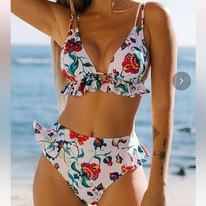 KAMONI FLOWER PRINT RUFFLE LAYERED STRAP CUTE BIKINI